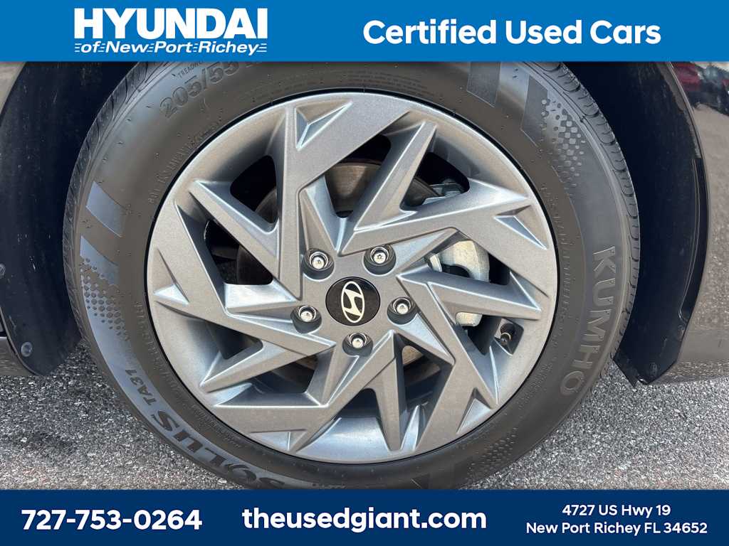 2024 Hyundai Elantra SEL 9