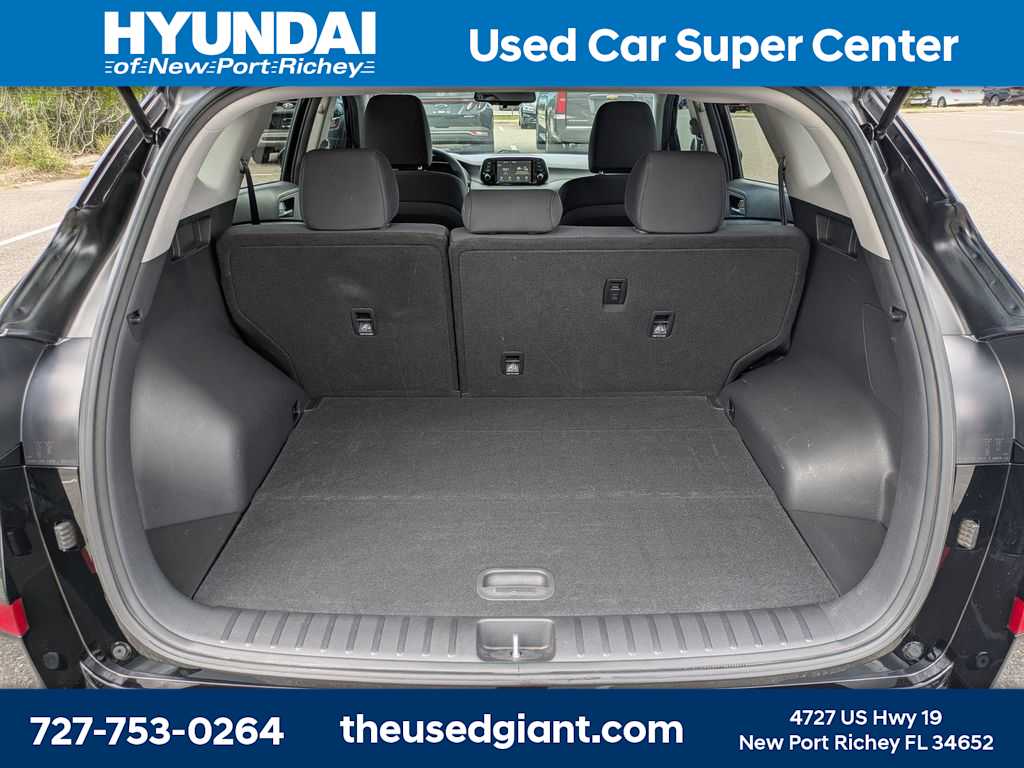 Thumbnail: 2021 Hyundai Tucson - 12