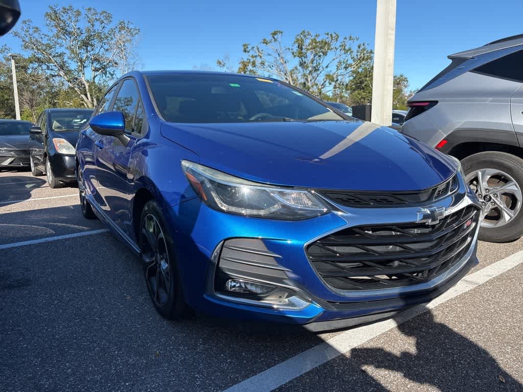 Thumbnail: 2019 Chevrolet Cruze - 4