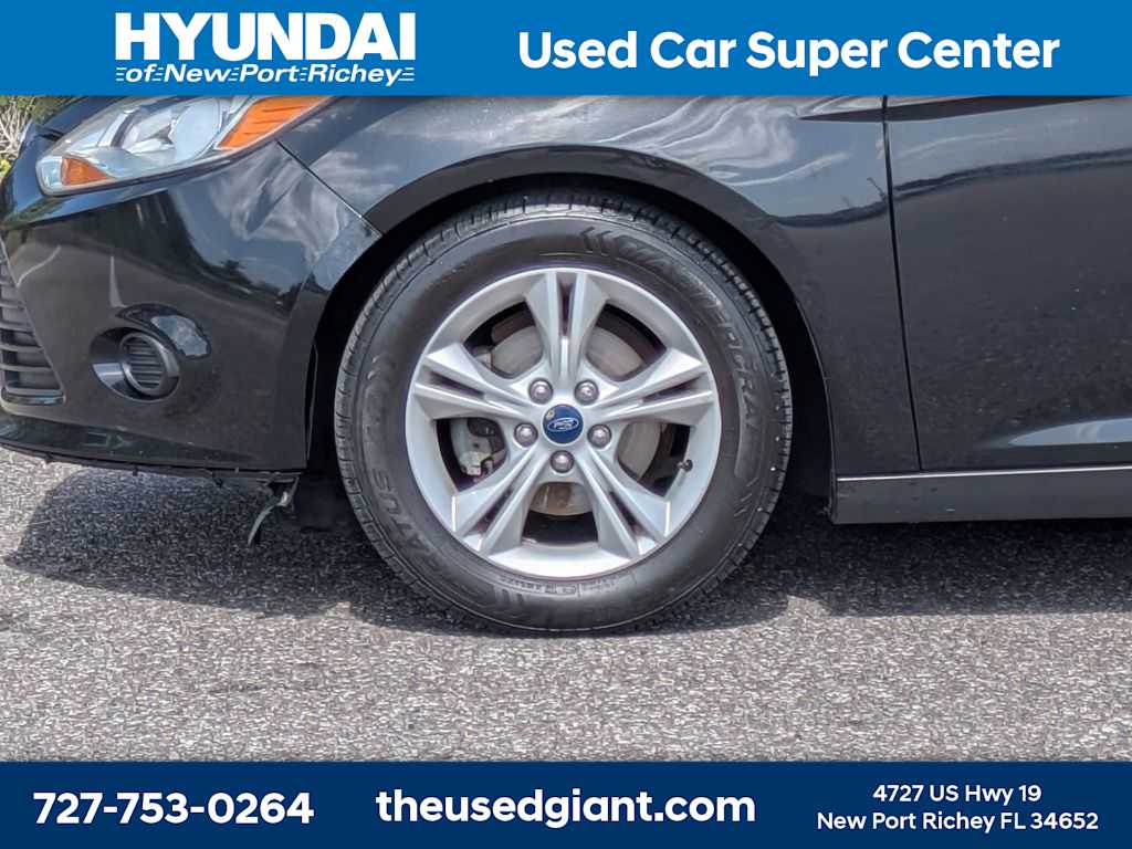 Thumbnail: 2014 Ford Focus - 10