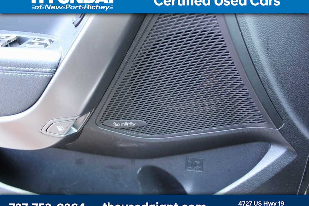 Thumbnail: 2019 Hyundai Santa Fe - 13