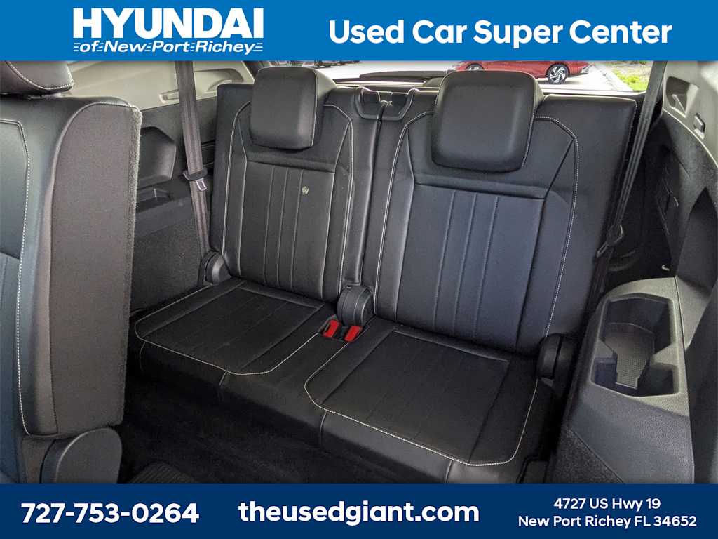 Thumbnail: 2022 Volkswagen Tiguan - 17