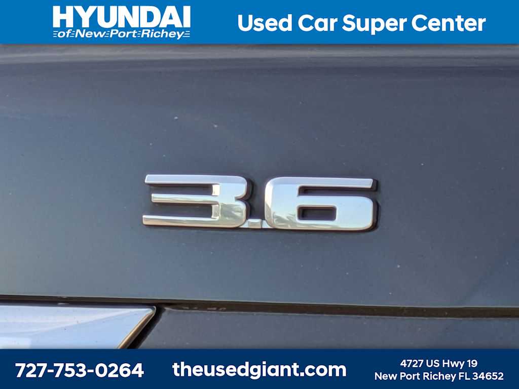 Thumbnail: 2017 Cadillac XT5 - 14