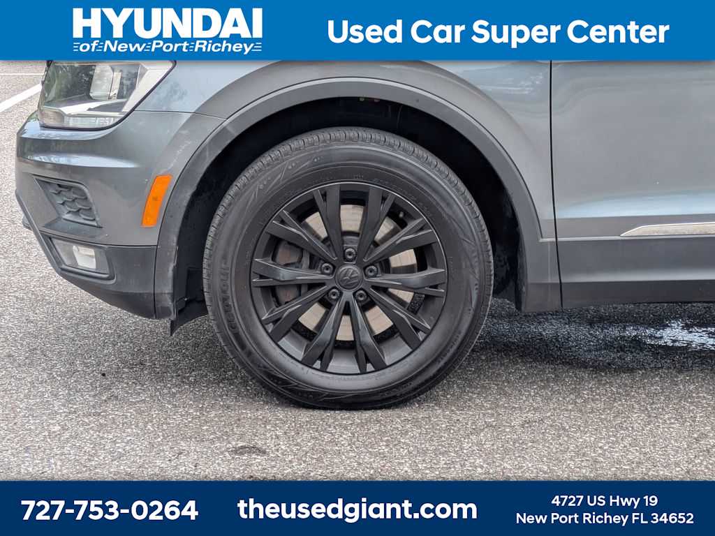 Thumbnail: 2018 Volkswagen Tiguan - 10