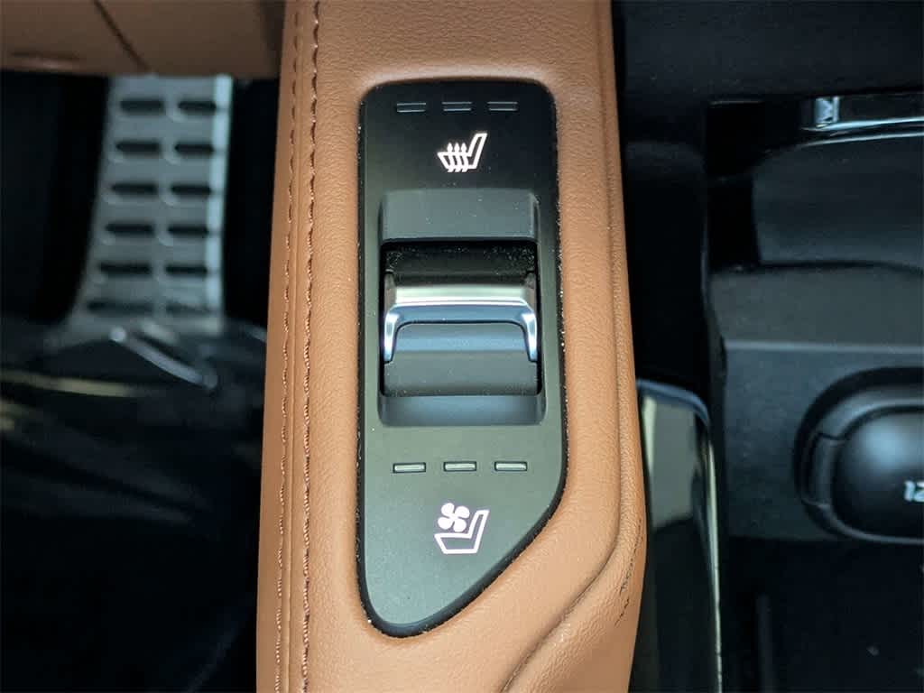 Thumbnail: 2024 Kia Telluride - 36