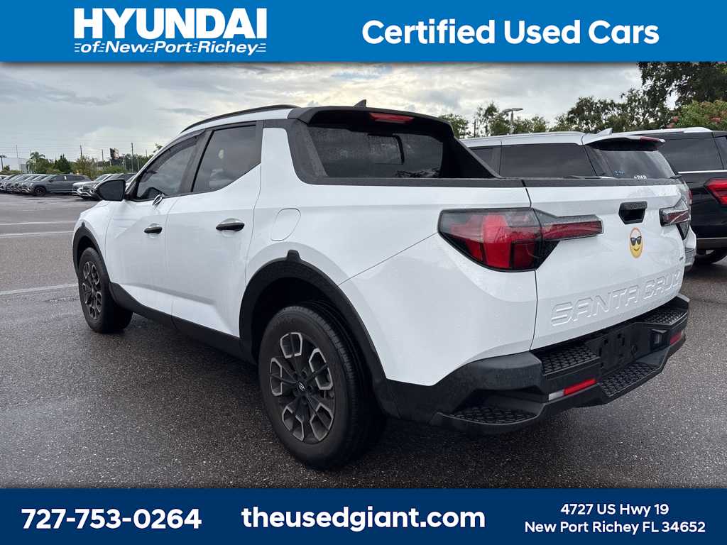 Thumbnail: 2023 Hyundai Santa Cruz - 2