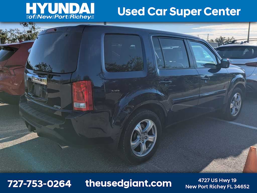 Thumbnail: 2015 Honda Pilot - 2