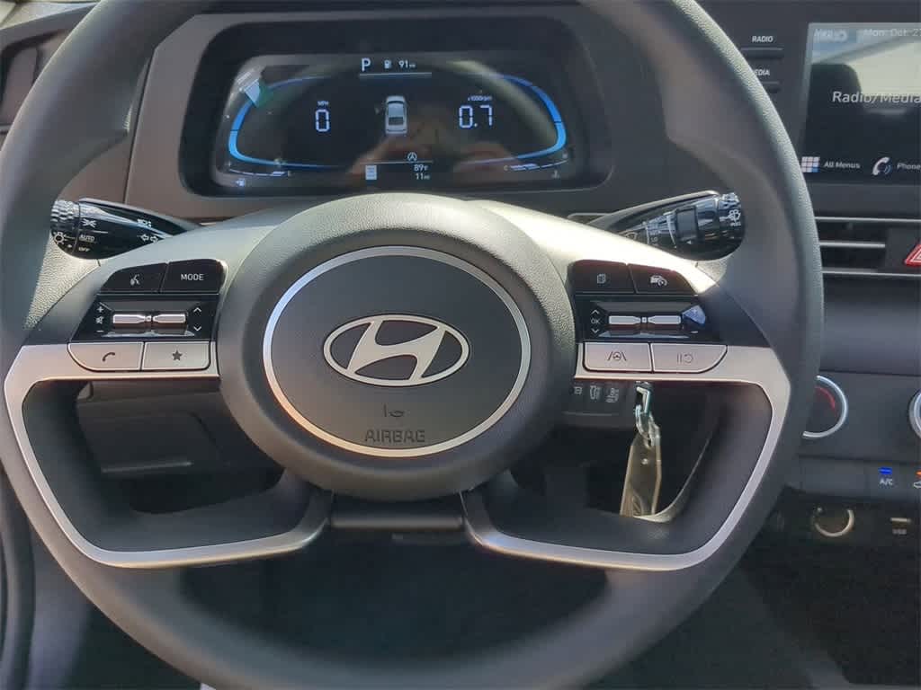 Thumbnail: 2026 Hyundai Elantra - 22