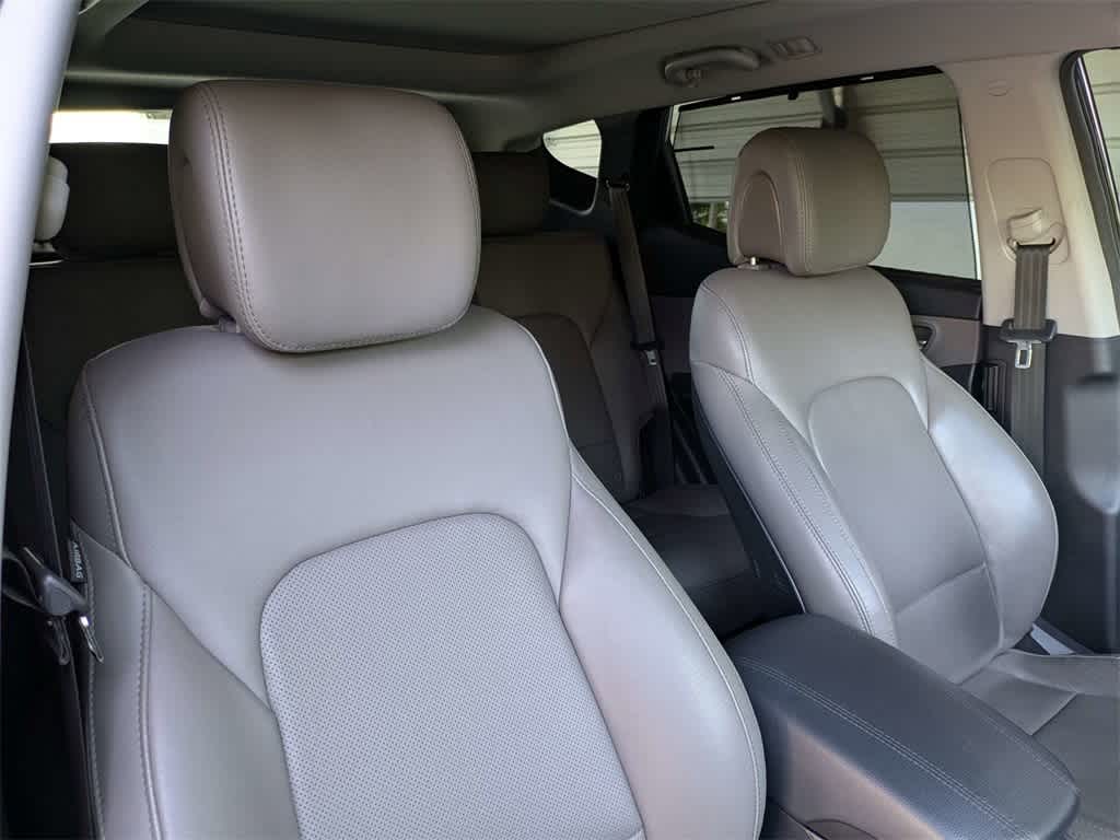 Thumbnail: 2017 Hyundai Santa Fe - 6