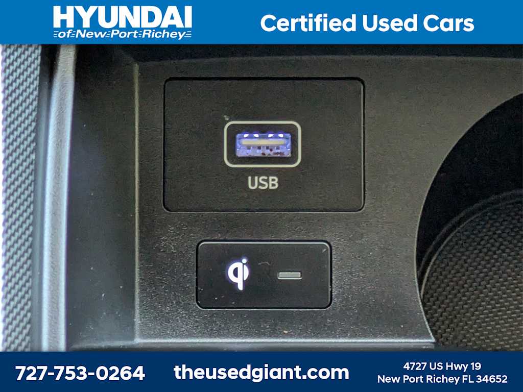 Thumbnail: 2022 Hyundai Santa Fe - 28