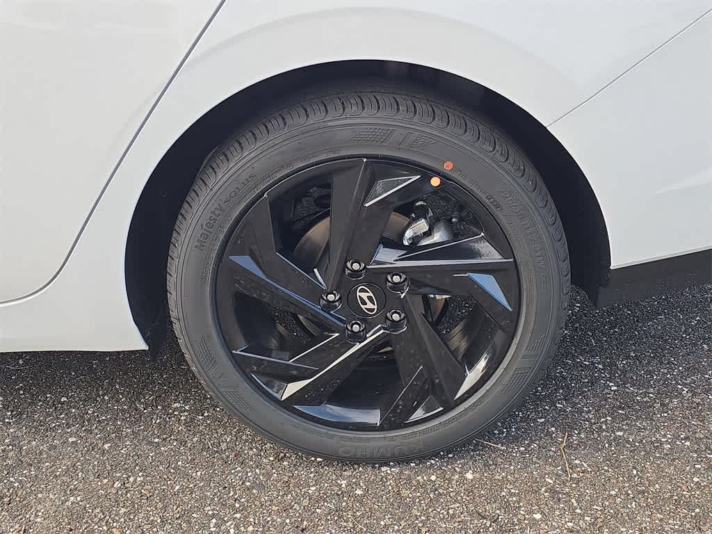 Thumbnail: 2026 Hyundai Elantra - 14