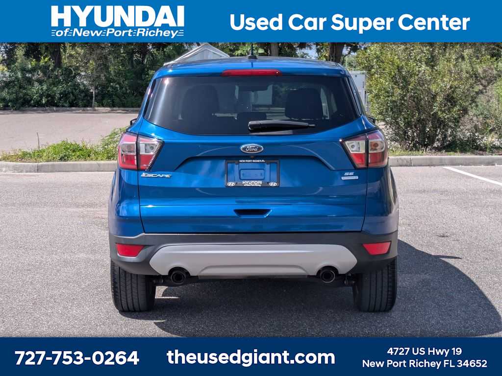 Thumbnail: 2017 Ford Escape - 4