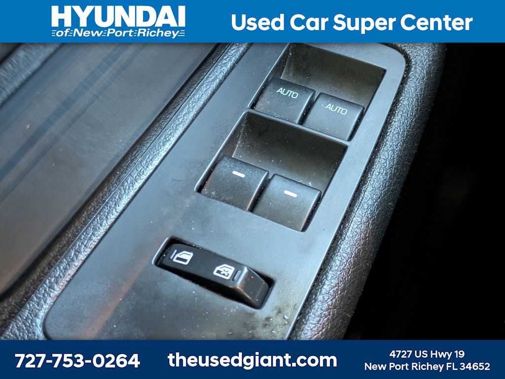 Thumbnail: 2019 Ford Flex - 30