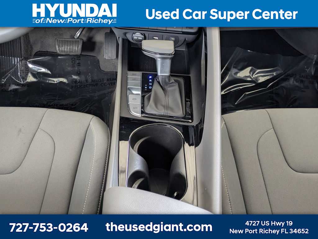 Thumbnail: 2024 Hyundai Elantra - 19