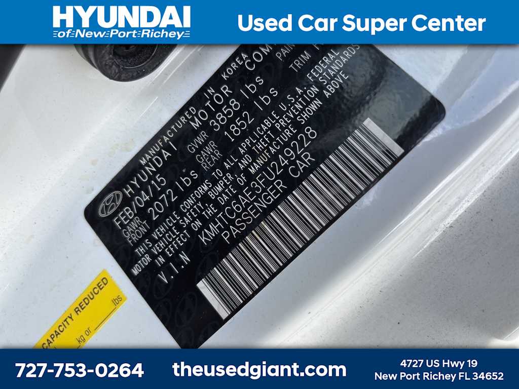 Thumbnail: 2015 Hyundai Veloster - 12