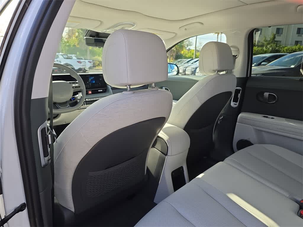 Thumbnail: 2026 Hyundai Ioniq 5 - 17