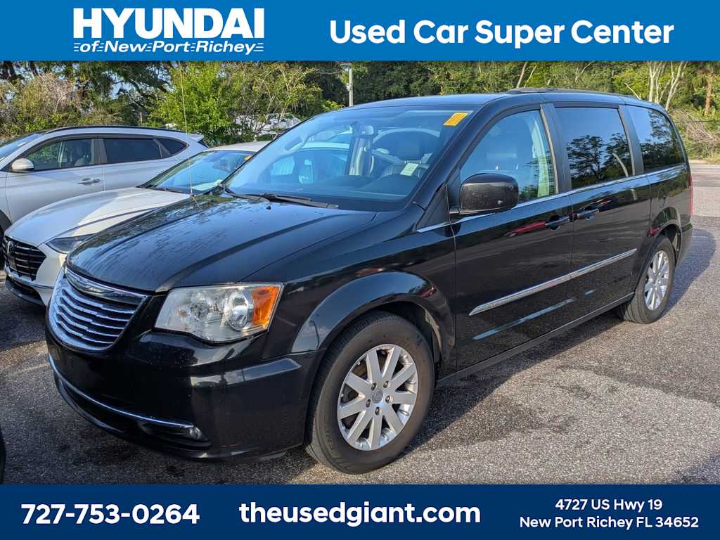 2014 Chrysler Town & Country Touring -
                  New Port Richey, FL