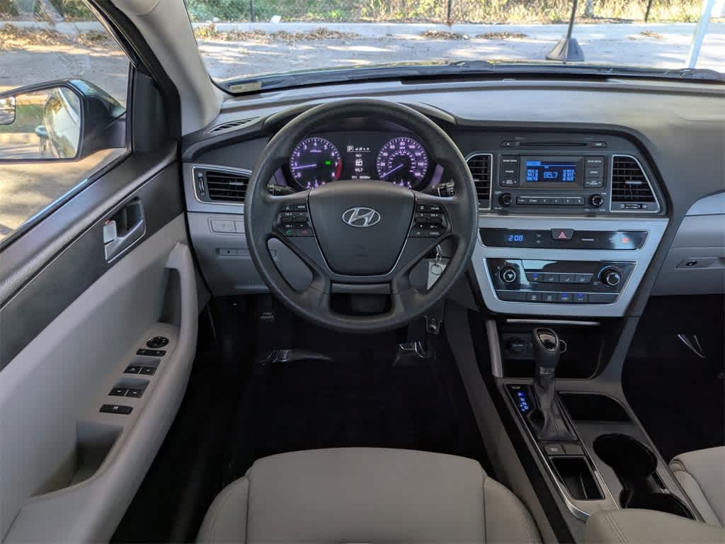 Thumbnail: 2015 Hyundai Sonata - 15