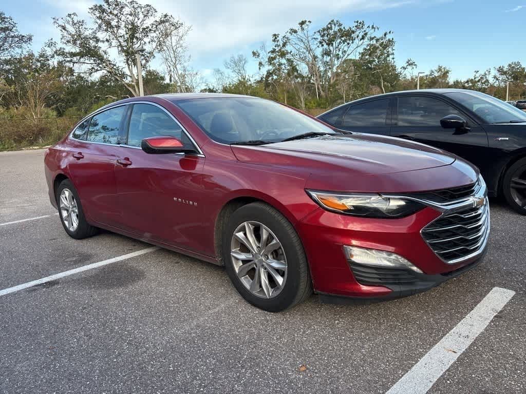 Thumbnail: 2020 Chevrolet Malibu - 4
