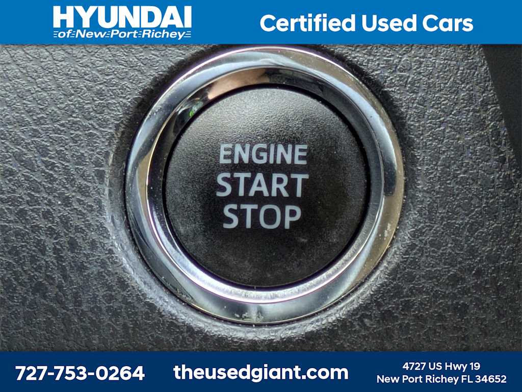 Thumbnail: 2019 Toyota Camry - 32