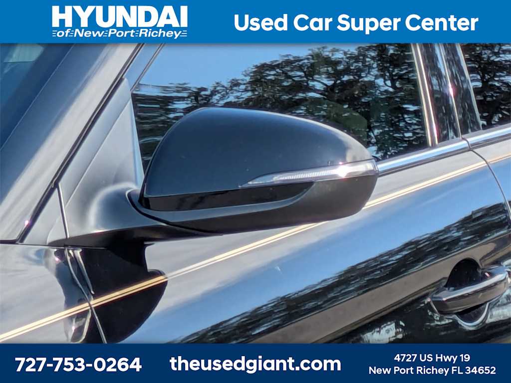 Thumbnail: 2019 Hyundai Elantra - 11