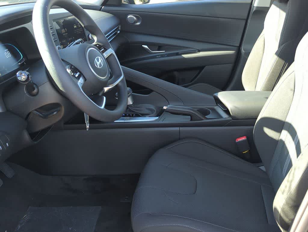 Thumbnail: 2026 Hyundai Elantra - 16