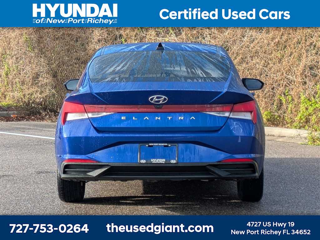 Thumbnail: 2023 Hyundai Elantra - 4