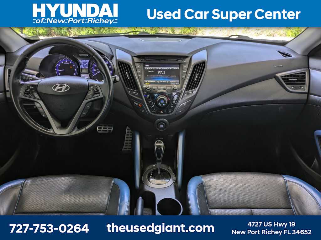 Thumbnail: 2013 Hyundai Veloster - 16