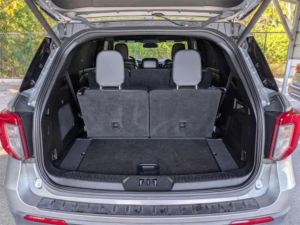 Thumbnail: 2020 Ford Explorer - 12