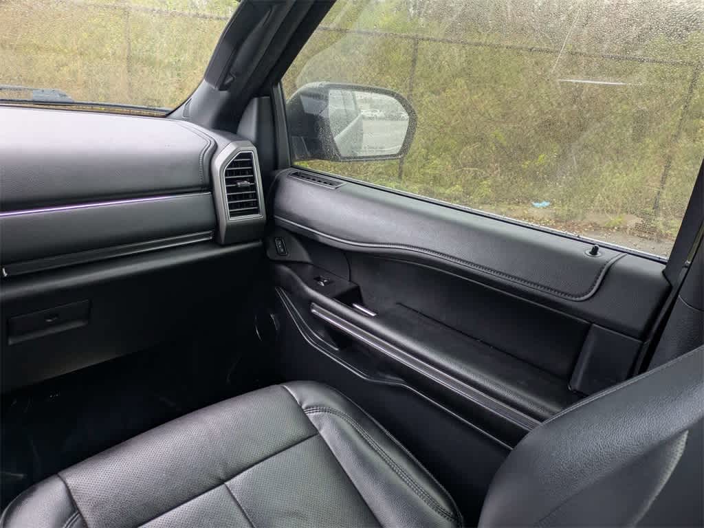 Thumbnail: 2020 Ford Expedition - 25