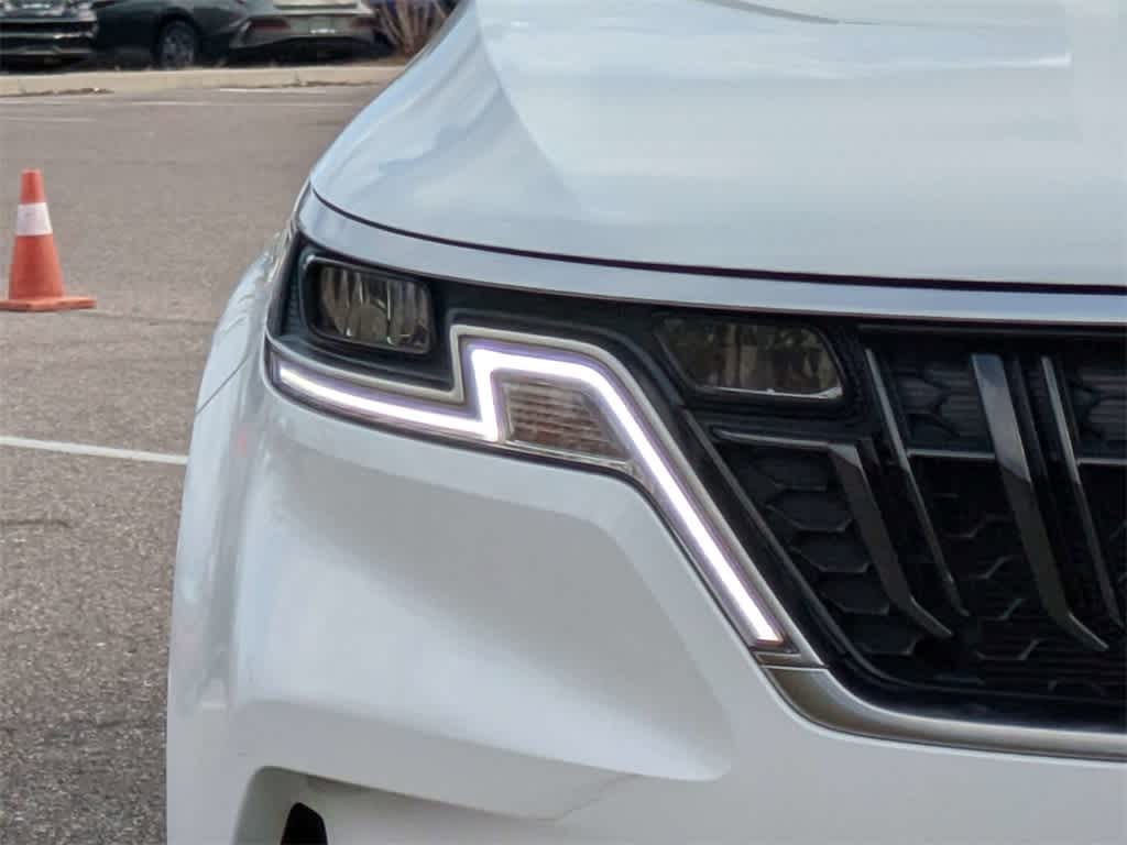 Thumbnail: 2024 Kia Carnival - 9