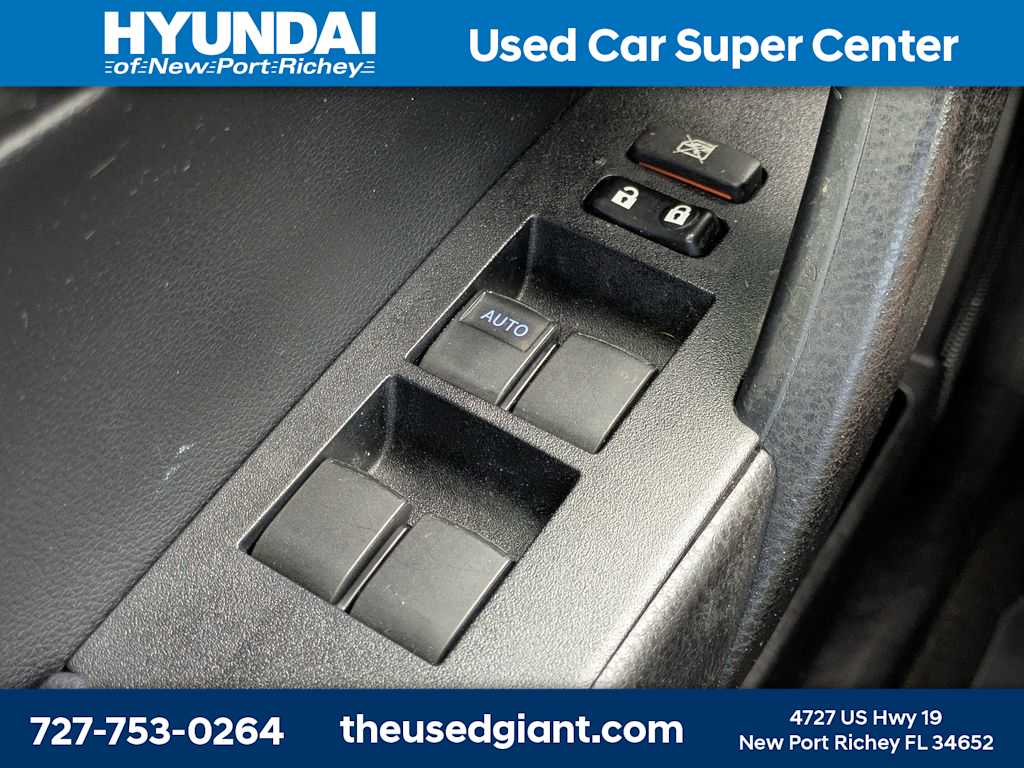 Thumbnail: 2016 Toyota Corolla - 24