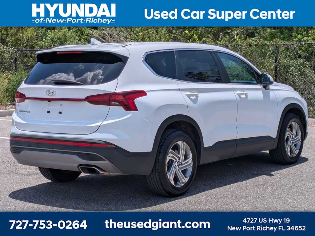 Thumbnail: 2021 Hyundai Santa Fe - 5