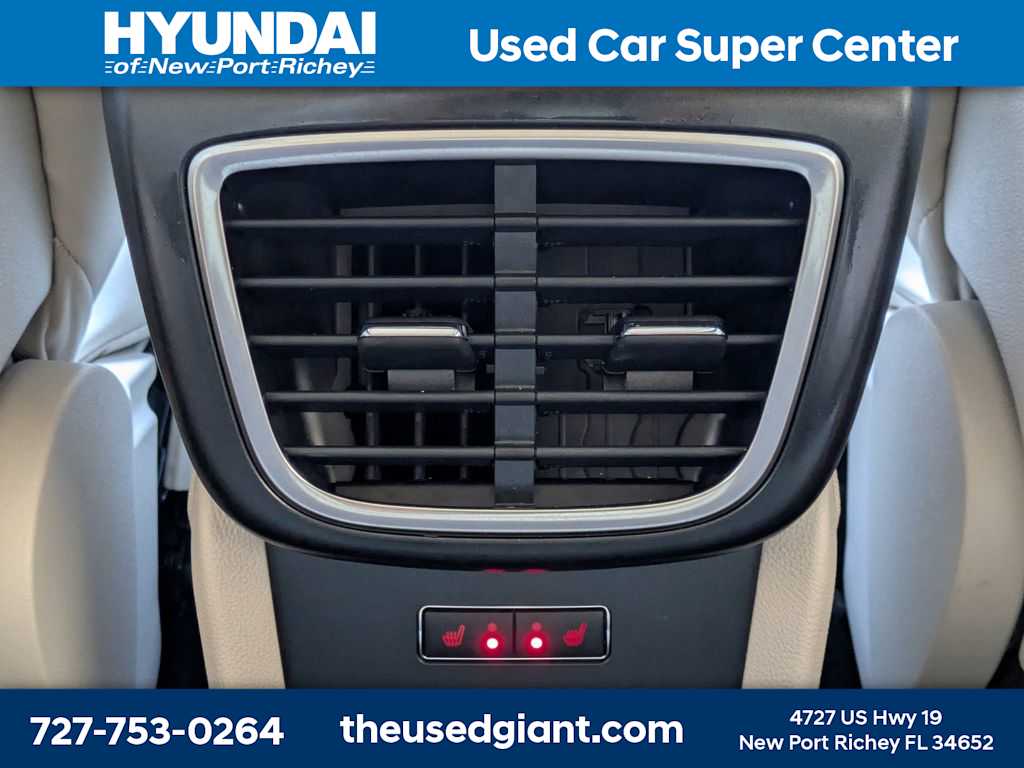 Thumbnail: 2020 Lincoln Nautilus - 17