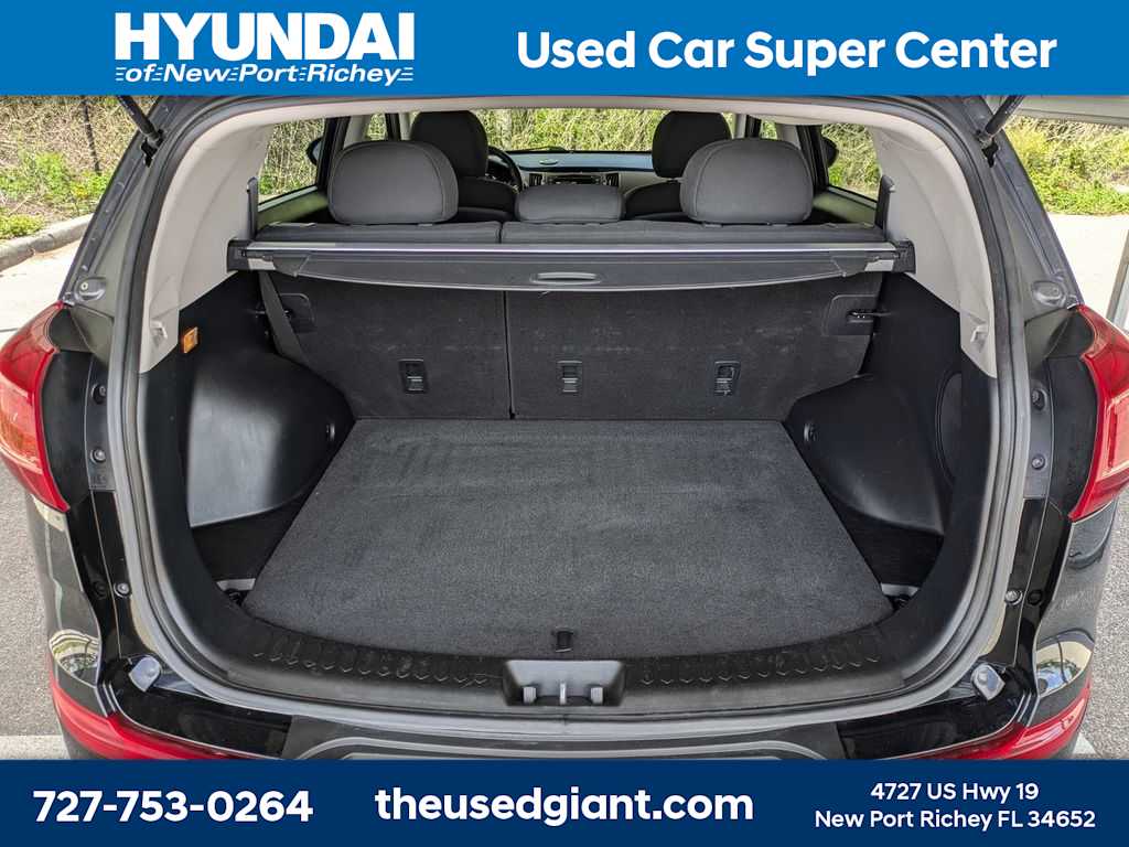 Thumbnail: 2011 Kia Sportage - 12