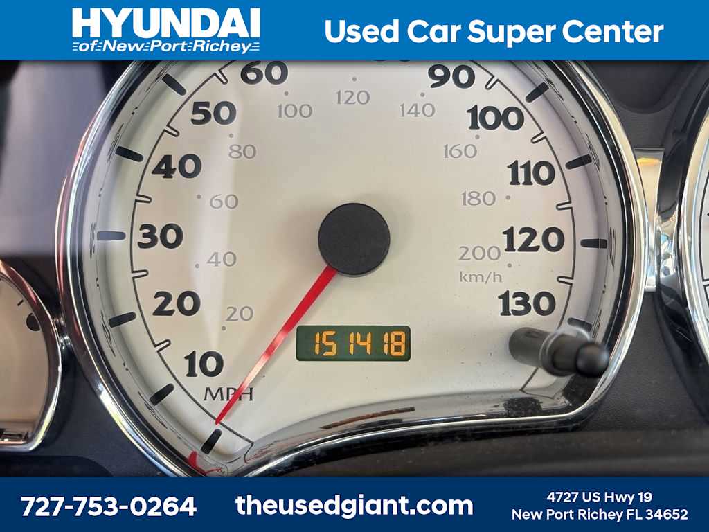 Thumbnail: 2006 Saturn VUE - 11