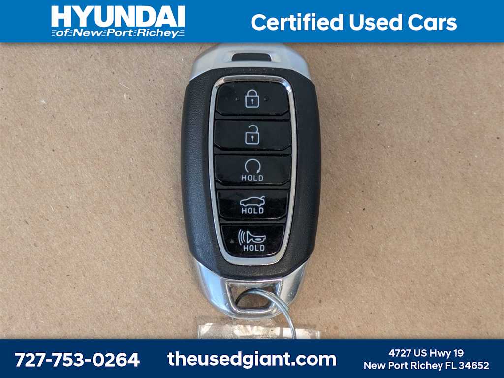 Thumbnail: 2022 Hyundai Elantra - 31