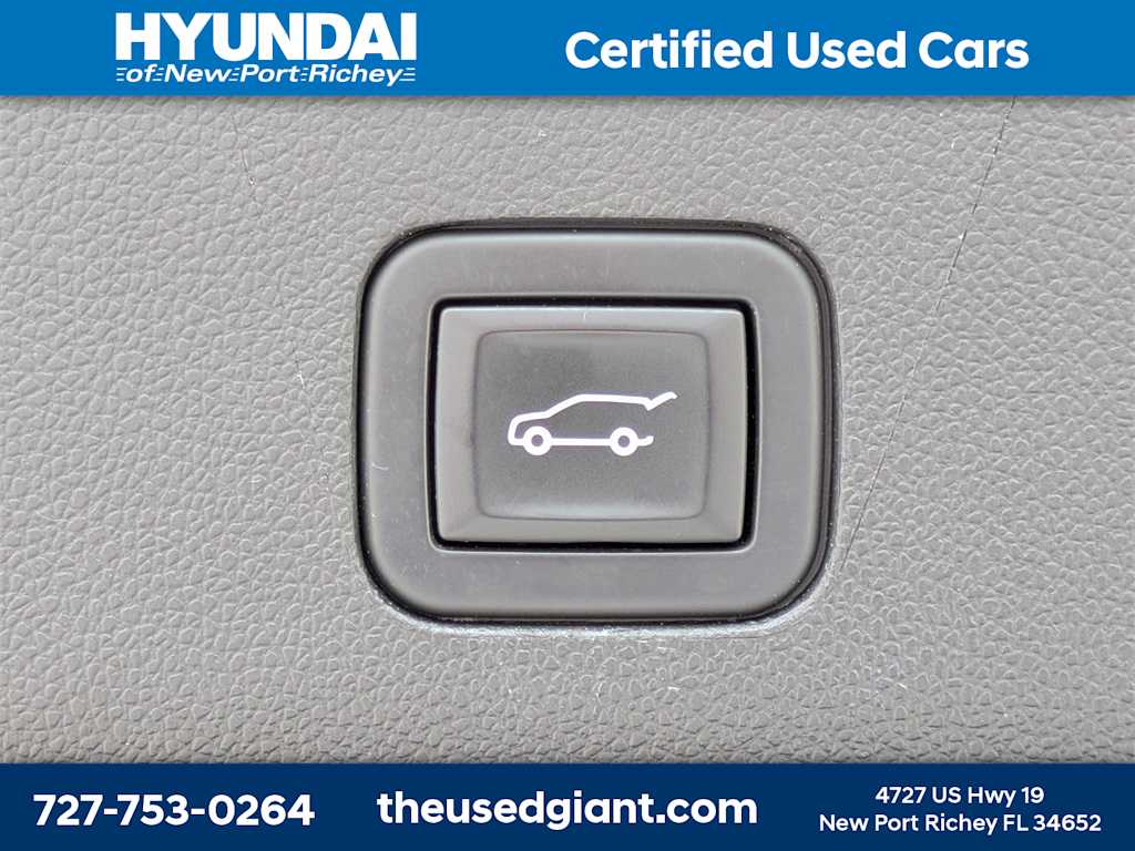 Thumbnail: 2021 GMC Yukon XL - 13