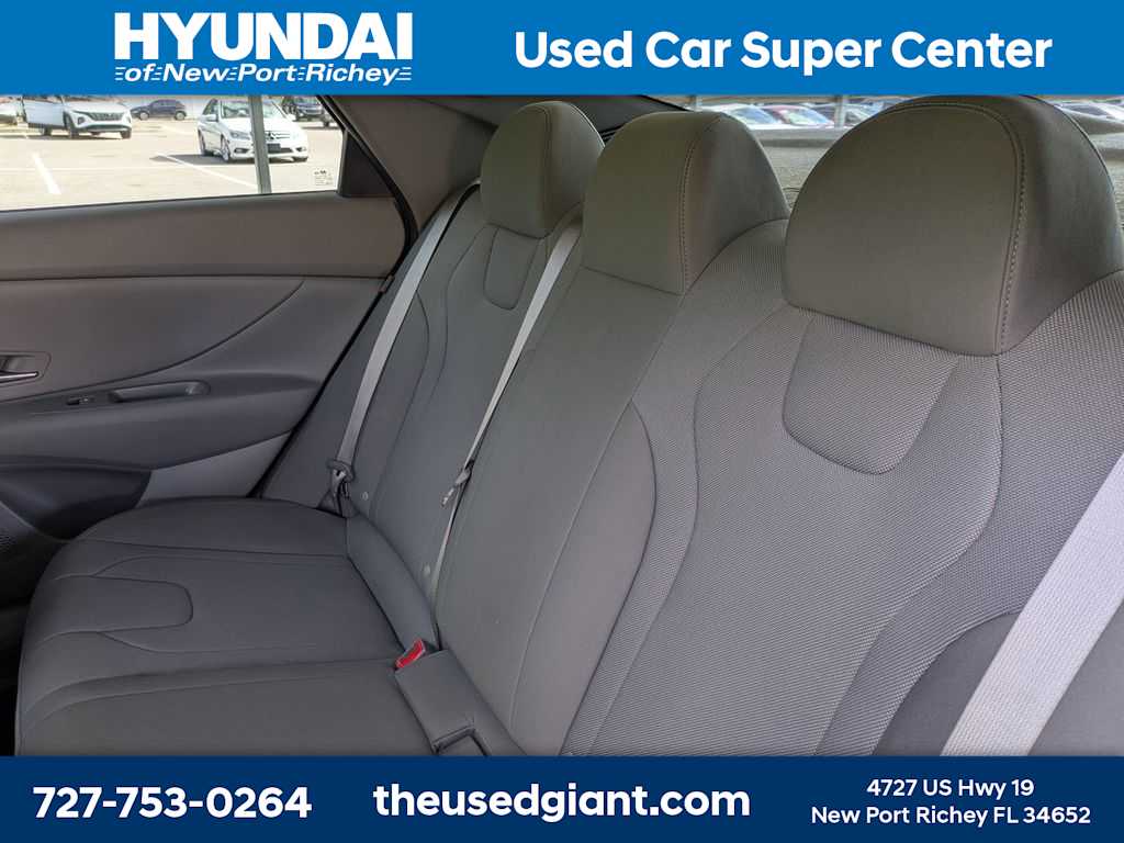 Thumbnail: 2025 Hyundai Elantra - 13