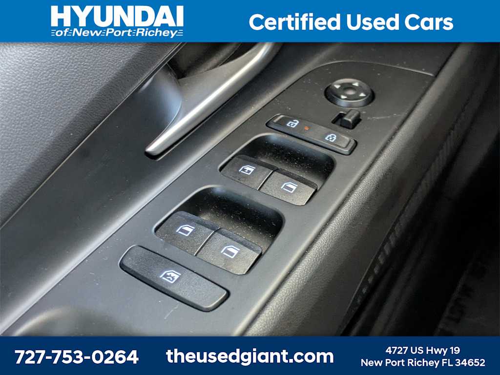 Thumbnail: 2025 Hyundai Elantra - 24