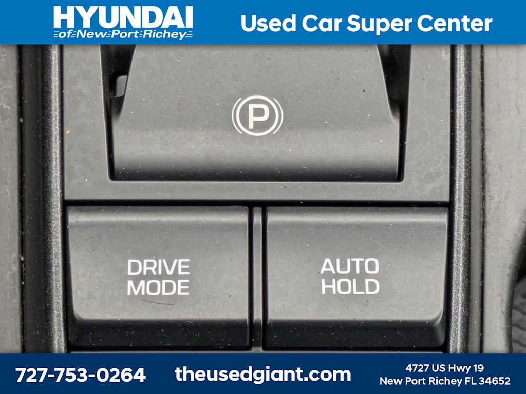 Thumbnail: 2020 Hyundai Tucson - 24