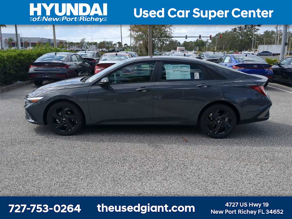 Thumbnail: 2026 Hyundai Elantra - 3