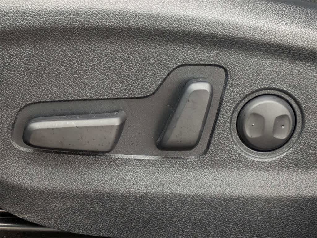 Thumbnail: 2022 Kia Sportage - 24