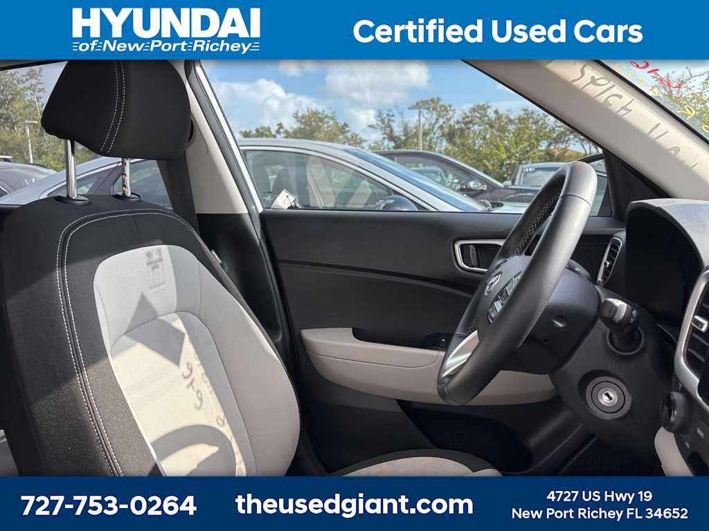 2022 Hyundai Venue SEL 7