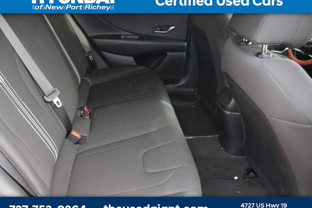 2021 Hyundai Elantra SEL 8