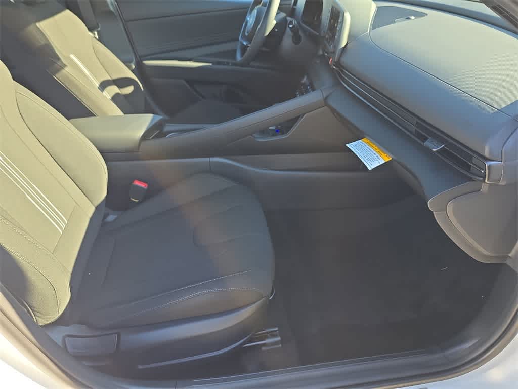 Thumbnail: 2026 Hyundai Elantra - 22