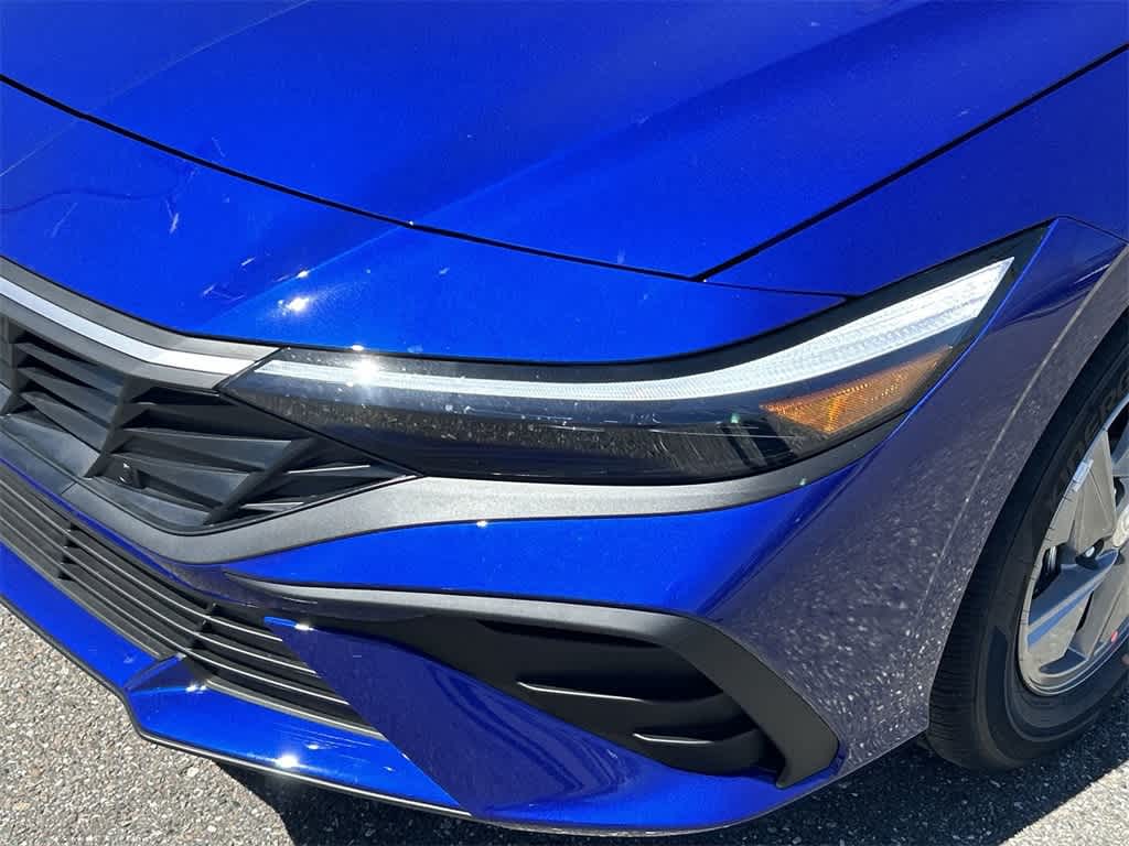 Thumbnail: 2025 Hyundai Elantra - 9