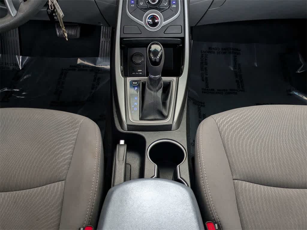 Thumbnail: 2016 Hyundai Elantra - 18