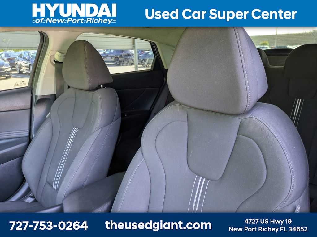 Thumbnail: 2023 Hyundai Elantra - 7