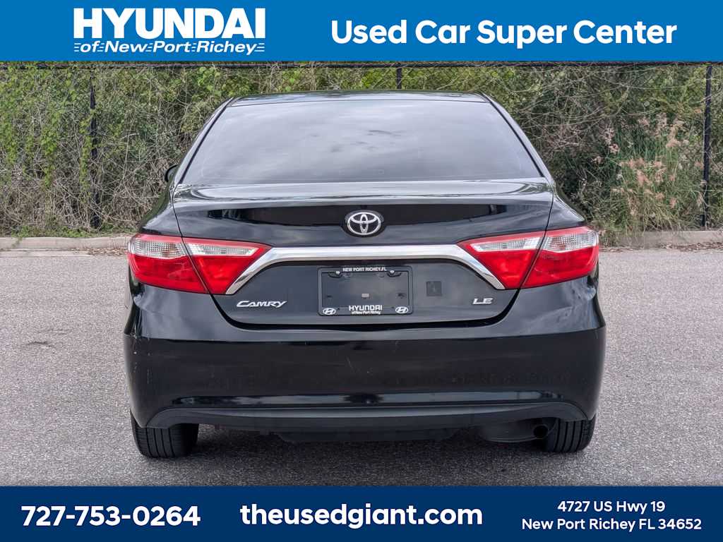 Thumbnail: 2015 Toyota Camry - 4